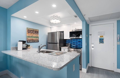 Hutchinson Island South Condo | Beach Condo/High-End Finishes/Island Beach Resort/No Cleaning Fee/Condo 208