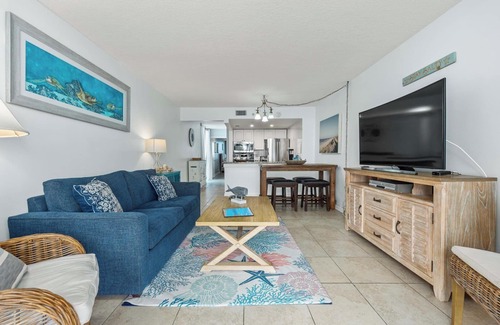 Hutchinson Island South Apartment | Beach Condo/Island Beach Resort/No Cleaning Fee/Condo 309