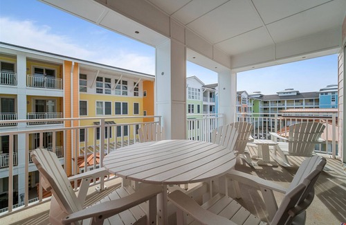 Sandbridge Condo | Beach condo with pool views, balcony, outdoor pool & gym