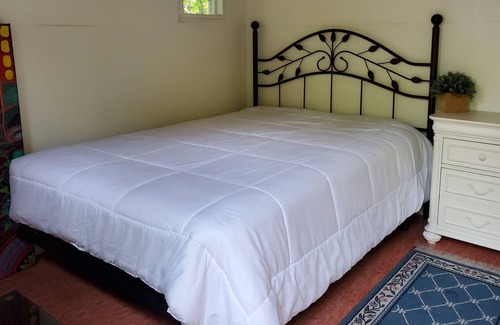Hastings Highlands House | Beach Cottage and Nature Lovers Delight
