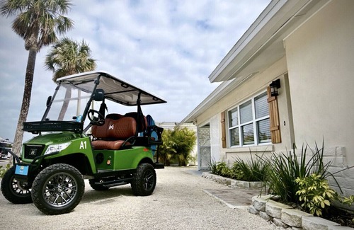 Holmes Beach Cottage | Beach Cottage! Beautiful Pool/Spa, Steps to sand, Fun Golf Cart.