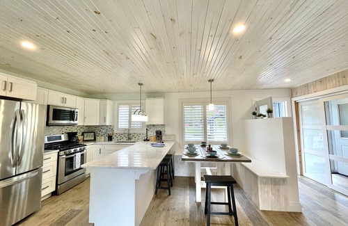 Wasaga Beach Cottage | Beach Cottage