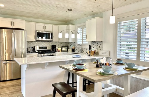 Wasaga Beach Cottage | Beach Cottage
