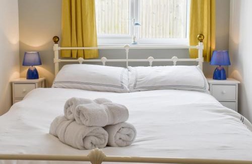 Benllech House | Beach Cottage