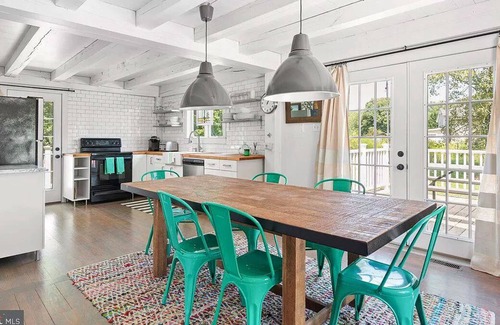 Clarksville Cottage | Beach Dreams in a beautiful New England timber framed cottage