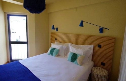 Praia das Macas House | Beach Escape in Algarve! Pet-friendly Hotel with Free Parking, Near Maçãs Beach!