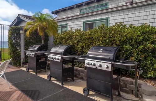 Del Mar Condo | Beach Front 1BR Condo with Pool & Garden Wave Crest at Del Mar