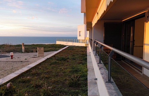 Torres Vedras Apartment | Beach front, 2-bedroom apartment in Santa Cruz