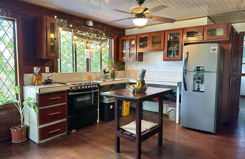Puerto Jimenez House | Beach front 4BR/3.5BA