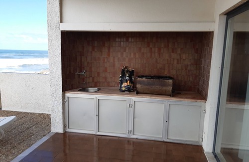 Figueira da Foz House | Beach front big private house