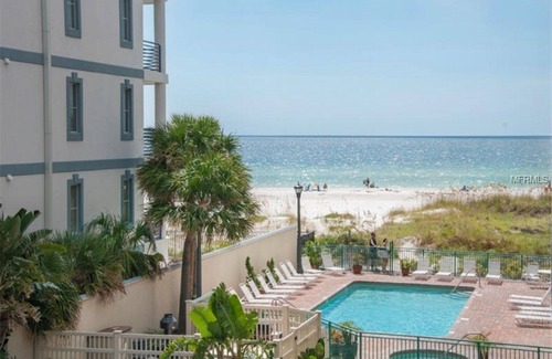 Belle Vista Condo | BEACH FRONT CONDO. TOES IN THE SAND. FAMILY FRIENDLY!