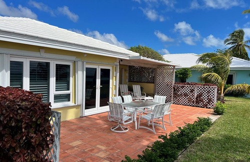 Freeport Cottage | Beach Front cottage on the Best beach in Grand Bahama