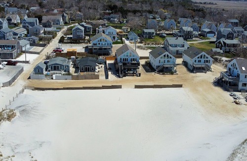 Dennis Cottage | Beach Front Cottage on Mayflower Beach
