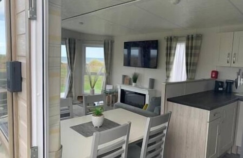 Redcar House | Beach Front Danbury Static Home