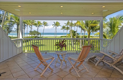 Hanalei House | Beach Front. Dolphin House. Hanalei Bay, Kauai.