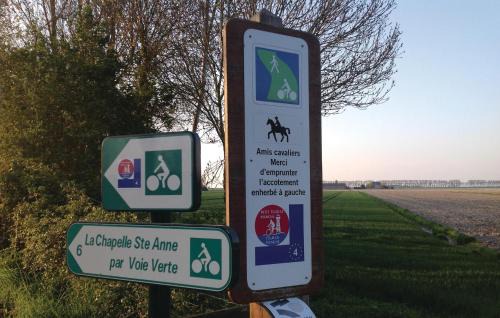 Hirel Apartment | Beach Front Apartment