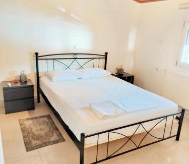 Skafidia House | Beach front house at Agios Ilias Pyrgos Near Ancient Olympia