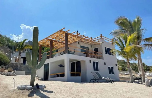 El Sargento Apartment | Beach Front LOFT 3