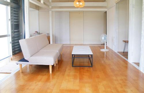Yamanoha Apartment | Beach Front Nago Okinawa ビーチフロント名護沖縄