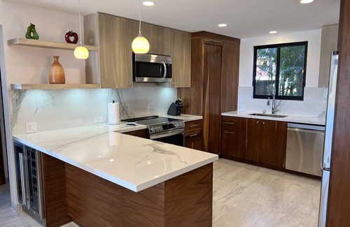 San Jose del Cabo Condo | Beach Front Pool Fully Kitchen Breathtaking Sea Views Close to Everything