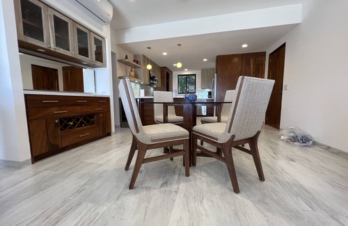 San Jose del Cabo Condo | Beach Front Pool Fully Kitchen Breathtaking Sea Views Close to Everything