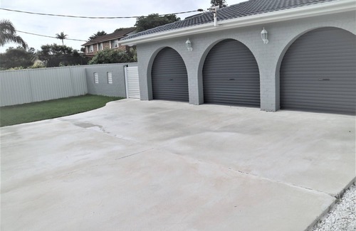 Noraville House | Beach front property