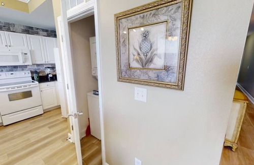 Panama City Beach Resort | Beach Front Resort with Gulf View in Panama City Beach with all amenities!