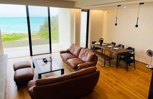 Umusa Villa | Beach front studio -NagoNago-