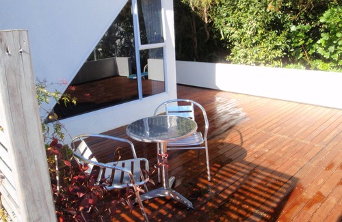 Kaiteriteri Cottage | Beach Front Studio, Palms - Tapu Bay Studio