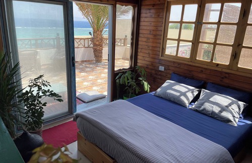 Dahab Ski Chalet | Beach front studio with huge roof top terrace
