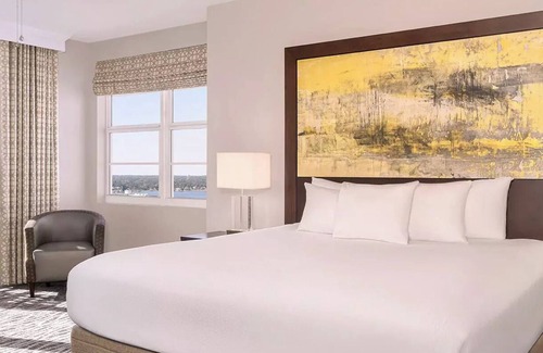 Daytona Beach Resort | Beach Front Wyndham Ocean Walk Resort Luxurious 2BR/2BA Deluxen