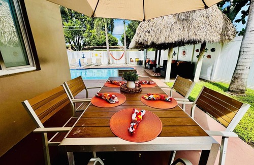 Harbor Village House | Beach & Fun: Heated Pool, Tiki Hut, Fire Pit, Bikes