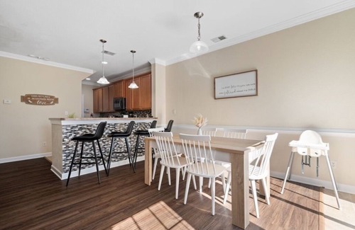 Northeast Virginia Beach House | Beach Getaway 5 Mins from Beach