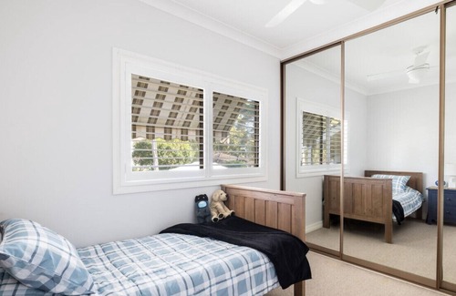 Dee Why House | Beach Getaway - Close to DY Village