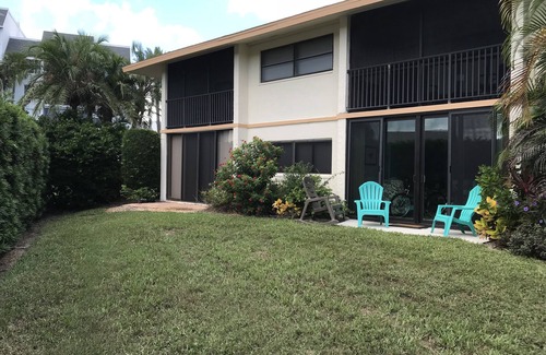 Fort Pierce Condo | Beach Getaway with lots to do in Hutchinson Island
