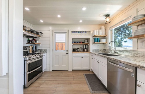 Brockway House | Beach Haven Lakefront - Sandy Beach w/Guest House, Buoy & EV Charger