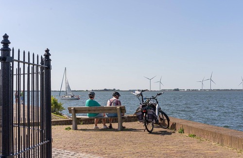 Municipality of Hellevoetsluis Apartment | Beach Hotel Bliss for Two