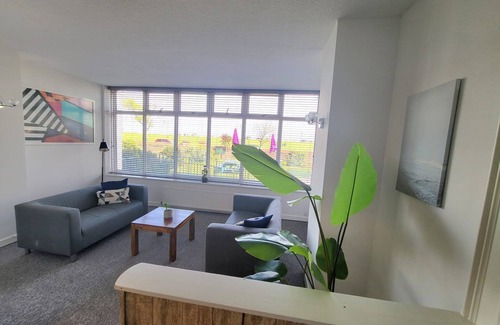 Paignton Bed & Breakfast | Beach Hotel Torbay