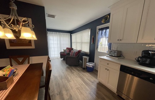 Bay Head House | Beach House, renovated 2022, walking distance to beach, private backyard