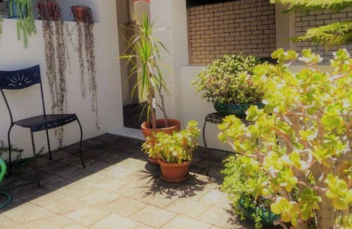 Coogee House | Beach house 4 mins walk to water, Coogee, Sydney, pets welcome