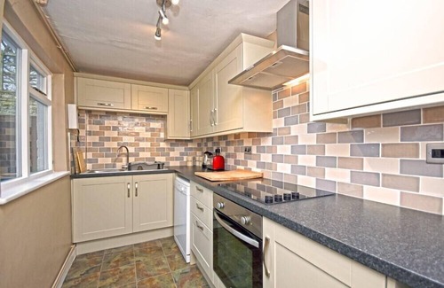 Alnmouth Cottage | BEACH HOUSE (ALNMOUTH), pet friendly, with open fire in Alnmouth