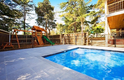 Cowes House | Beach House apartments - one unit of three