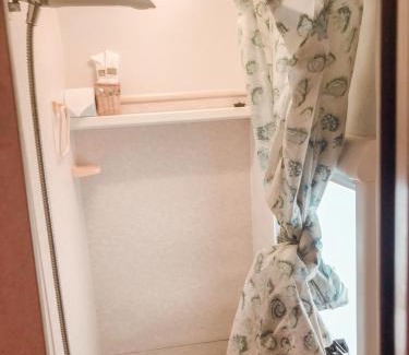 Na Chom Thian Hotel | Beach House Camp