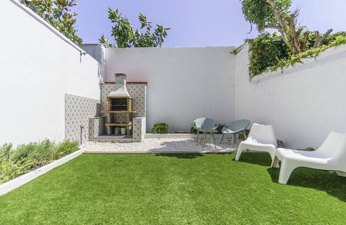 Premia de Mar House | ❤ BEACH HOUSE- CLOSE TO BARCELONA, FREE AC &WiFi