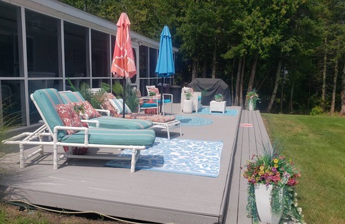 Lake Leelanau House | Beach House Getaway on South Lake Leelanau
