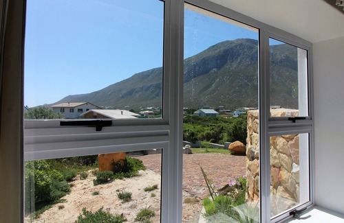 Betty's Bay House | Beach House in Betty's Bay