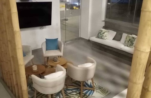 Chorrillos House | Beach House in Puerto Viejo- Ideal for family or group of friends!