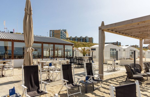 Zandvoort Ski Chalet | Beach House in Zandvoort with Sea View