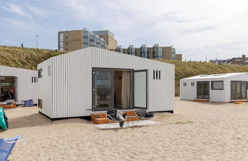 Zandvoort Ski Chalet | Beach House in Zandvoort with Sea View
