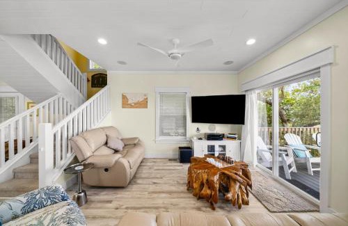 Indian Pass House | Beach House - Seacret Shores by Panhandle Getaways